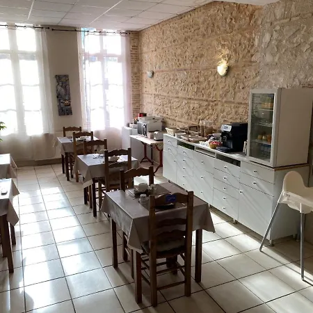 Alojamento de Acomodação e Pequeno-almoço Relais Des Iles D'hôtes