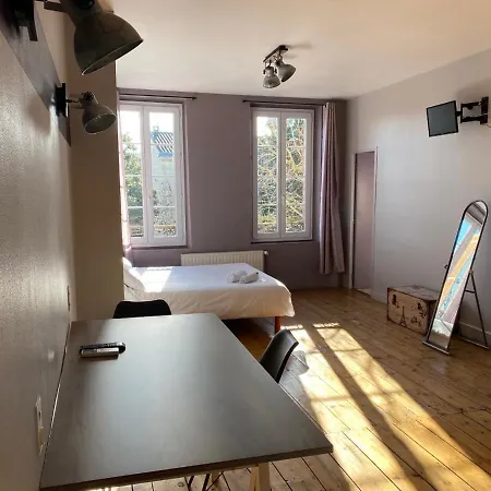 Relais Des Iles D'hotes 아쟁